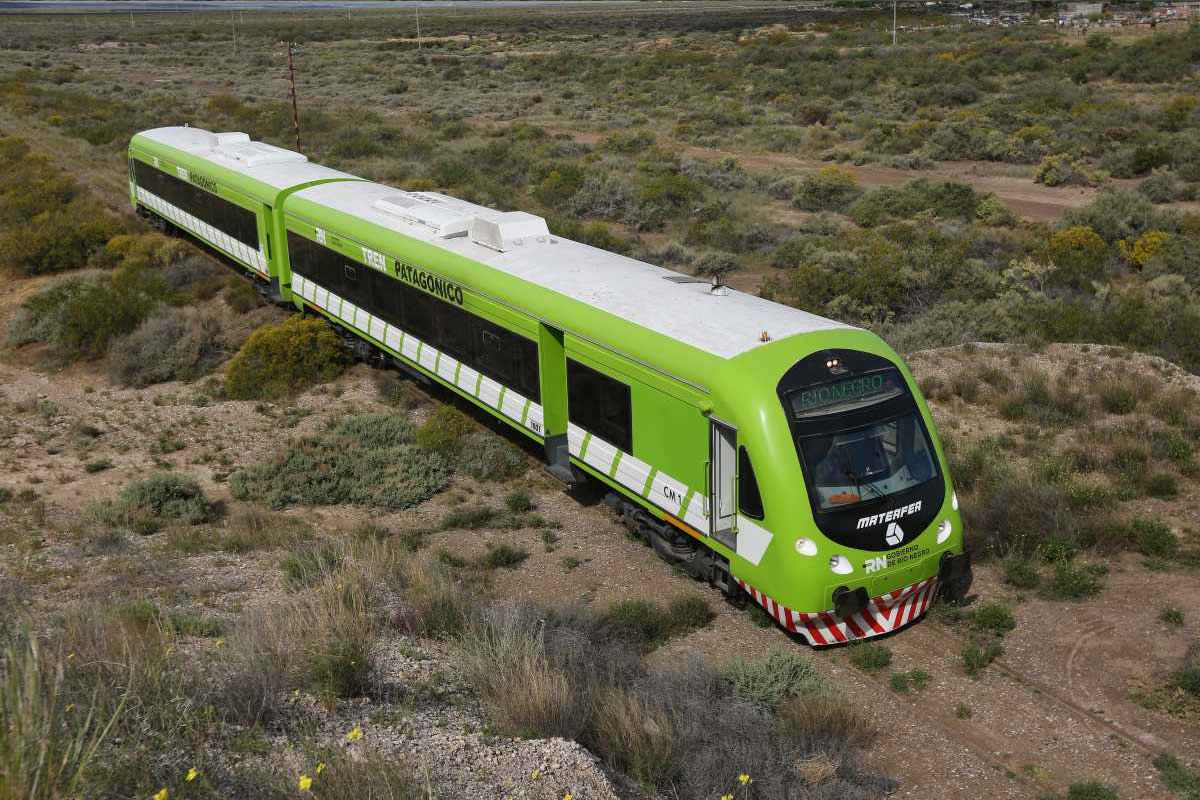 El servicio ofrecerá distintas categorías de viaje, conexión satelital, coche comedor, traslado de vehículos y una propuesta recreativa para las vacaciones de invierno.