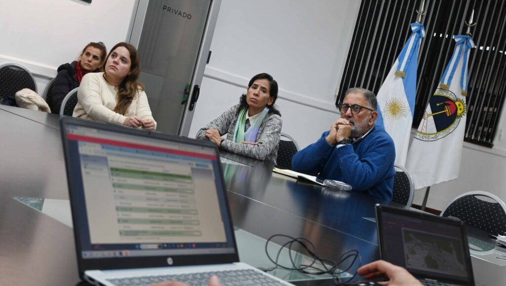 Se trata de una plataforma que georreferencia datos de servicios. Tendrá acceso público y sección reservada, y sumará áreas por etapas.