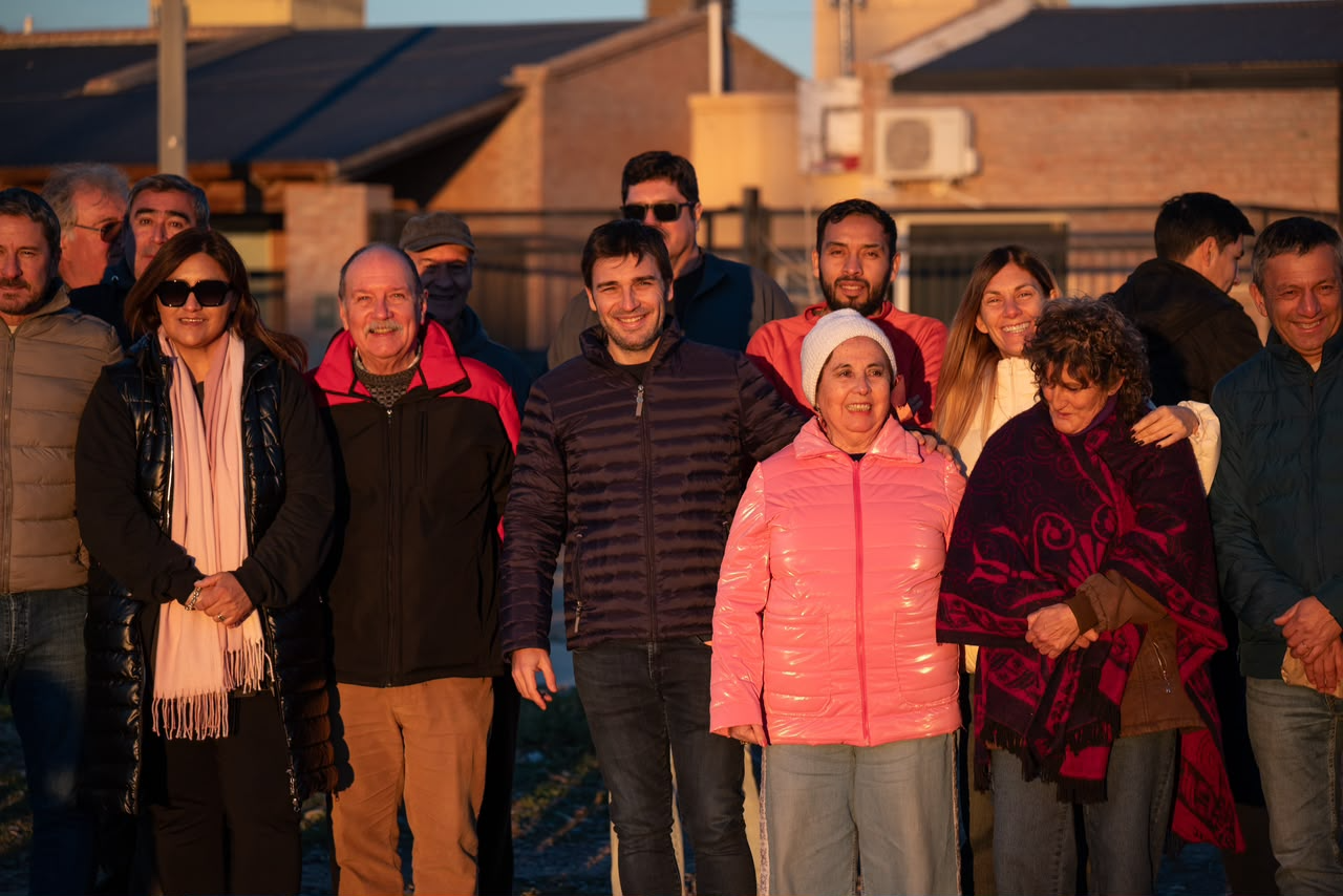 El Gobierno de Chubut transformará un terreno abandonado del barrio Illia en un espacio recreativo con juegos, deporte e inclusión.