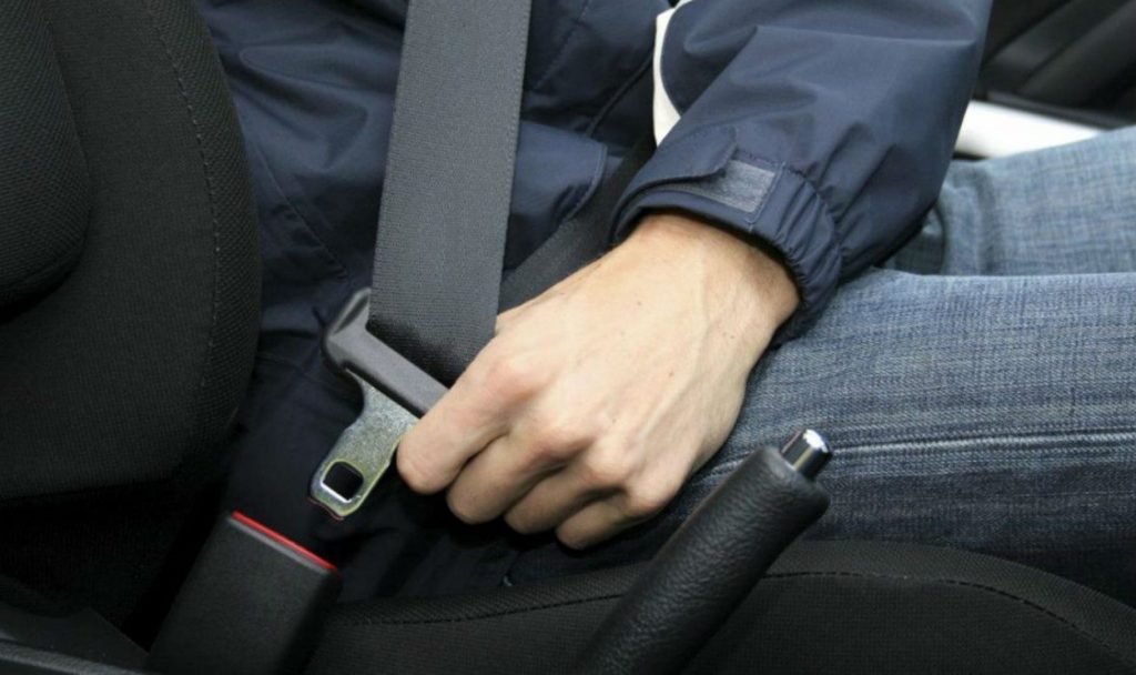 cinturon-seguridad-vial