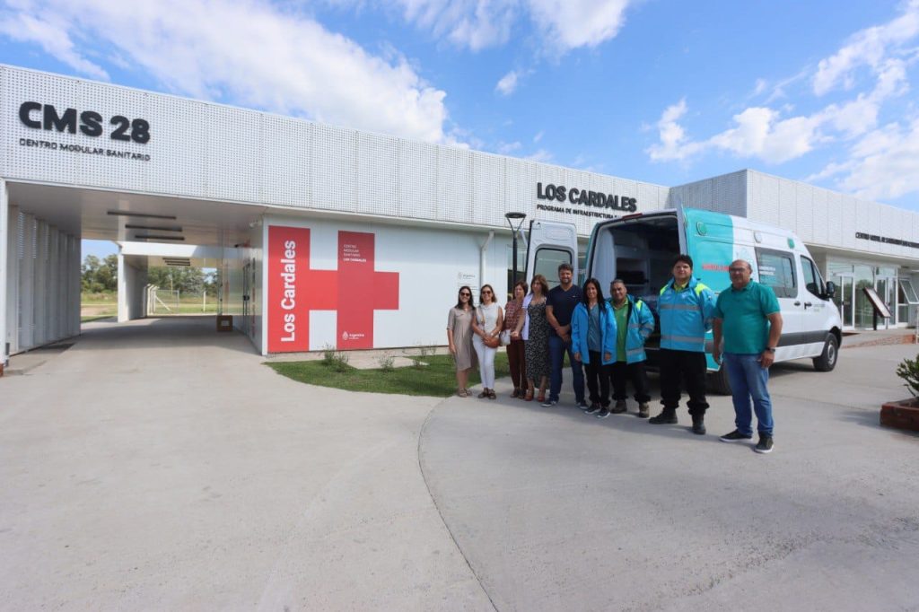 ambulancia nueva en el  hospital Los Cardales